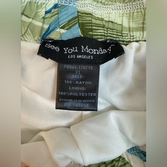 SEE YOU MONDAY Floral Tropical Wide Leg Rayon Jumpsuit Size XL. E99 - Picture 10 of 15